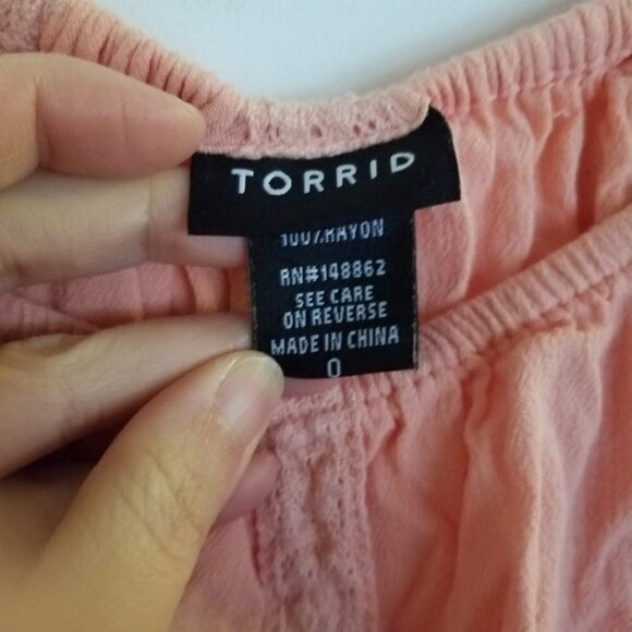 Torrid Coral Peach Ruffle Gauze Blouse Top 0X - Picture 8 of 8
